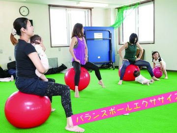 バランスボールエクササイズ