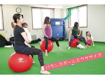 バランスボールエクササイズ